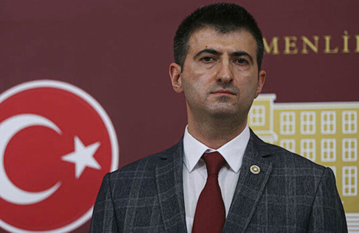 Mehmet Ali Çelebi istifa etti! CHP'den istifa edip Muharrem İnce'nin Memleket Partisi'ne katılmıştı