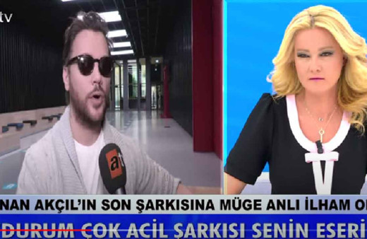 ATV Müge Anlı canlı yayında Sinan Akçıl'la sürpriz düet! 'Durum Çok Acil'i Müge Anlı'ya yazmış!