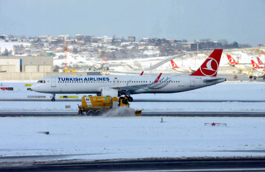 THY hangi uçuşlar iptal edildi? Yoğun kar İstanbul'u vurdu: Bugün 52 sefer iptal edildi