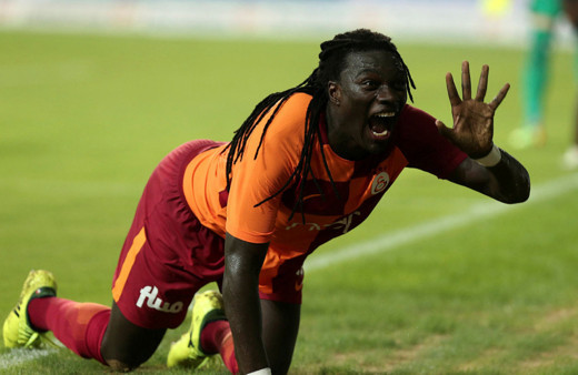 Burak Elmas canlı yayında transfer açıklaması! "Gomis'le görüşüyoruz"