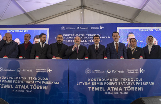 Bakan Varank, Türkiye'nin ilk lityum demir fosfat batarya fabrikasının temelini attı