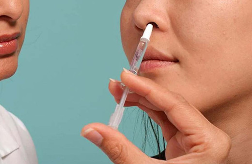 Koronavirüse ağız ve burundan yerli aşı! 2 yıl koruyacak