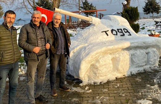 Bursa Orhangazi'de kardan tank yaptılar, adını TOGG koydular