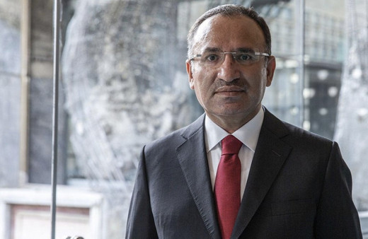 Bekir Bozdağ eşi Mine Bozdağ kimdir, kaç yaşında, ne iş yapıyor?