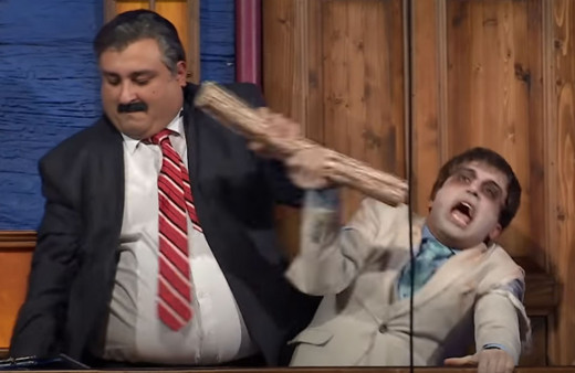 Güldür Güldür Show'da Sağlık Bakanı Fahrettin Koca taklidi kırdı geçirdi