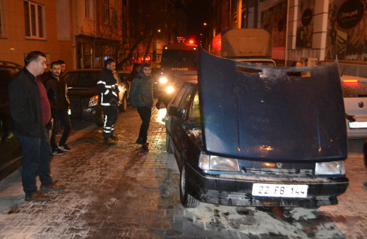 Tekirdağ'da aracı alev alev yanıp kullanılmaz hale geldi! Tepkisi şaşırttı: Yananı...