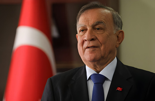 CHP'li Seyhan Belediye Başkanı'ndan işçiye şaka gibi nasihat: Çocuk yapmayın