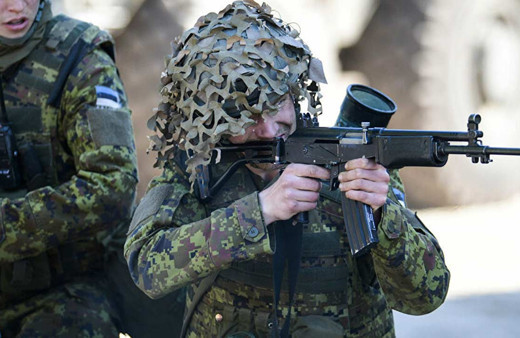 NATO'dan Rusya sınırına 60 kilometrede bir haftalık askeri eğitim