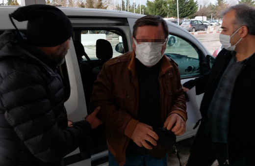 56 yaşındaki sosyal medya sapığı Interpol ve Türk polisinin ortak operasyonuyla Samsun'da yakalandı