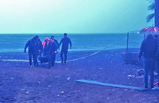 Mersin'de sahilde erkek cesedi bulundu