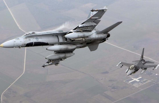 NATO'ya bağlı İngiliz ve Norveç uçakları Rus uçaklarını engelledi