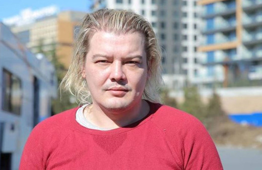 Arda Kural'ın son hali inanılmaz gören tanıyamadı Dilber Ay filminin galasında artaya çıktı