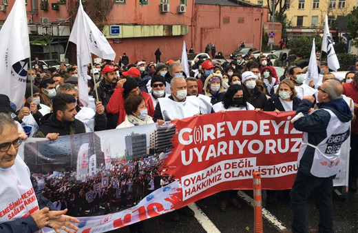 Doktorlar akın akın gidiyor! Aile hekimleri grev kararı aldı