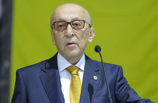 Fenerbahçe Yüksek Divan Kurulu Toplantısı'nda Vefa Küçük'ten adaylık açıklaması