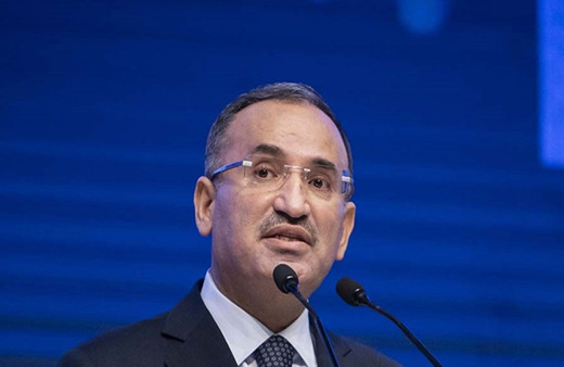 Bakan Bekir Bozdağ: Meral Akşener tabanını eritiyor ve kaybediyor