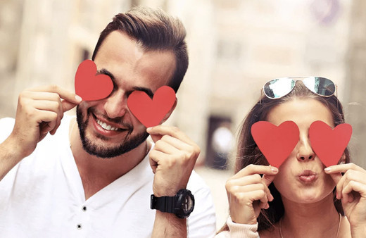 14 Şubat hediyeleri kadına alınacak 14 Şubat uygun fiyatlı hediye fikirleri