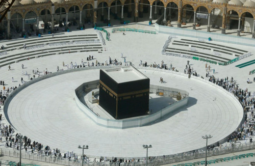 Suudi Arabistan'dan umre ziyaretçilerine PCR ve antijen testi şartı