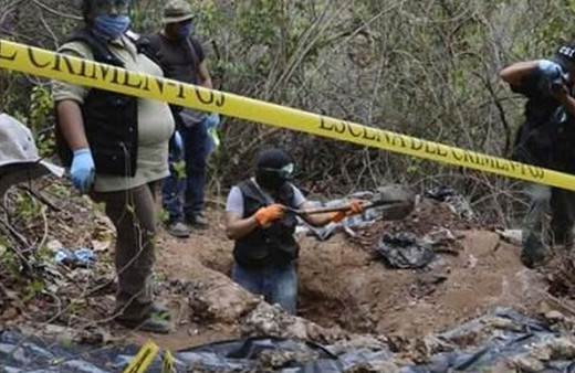 Meksika'da toplu mezar bulundu! 50’den fazla ceset çıktı: Yola çivi dökülmüş