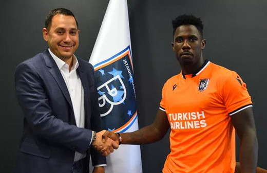 Başakşehir Carlos Ponck'u Çaykur Rizespor'a kiraladı