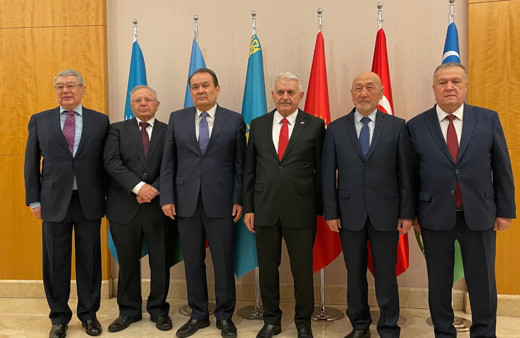 Binali Yıldırım Aksakallılar Konseyi'ni topladı