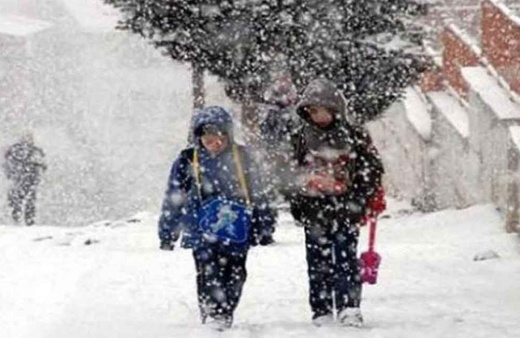 Yoğun kar yağışı nedeniyle birçok ilde okullar tatil edildi! İşte yüz yüze eğitime ara verilen iller