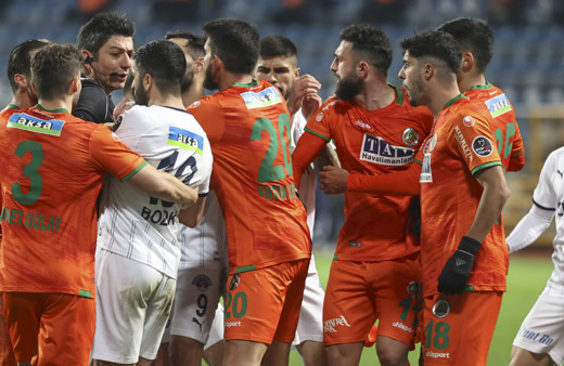 Kasımpaşa ile Alanyaspor'un düellosunda kazanan çıkmadı