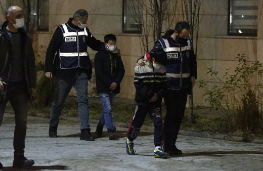 Ordu'da oto galeriden lüks cip çalan iki çocuk yakalandı