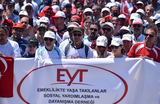 Emeklilikte Yaşa Takılanlar için müjde geldi