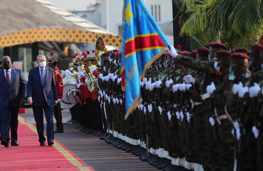 Cumhurbaşkanı Erdoğan, Kongo Demokratik Cumhuriyeti'nde resmi törenle karşılandı