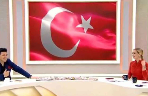 Neler Oluyor Hayatta'da Hakan Ural'dan Tarkan'ın Geççek şarkısına 'Mehter marşı'yla tepki