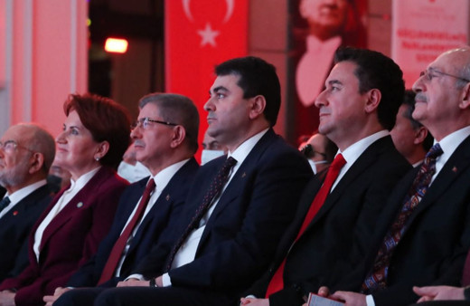 Ali Babacan'ın imzasındaki şifre ve Erdoğan'ı destekleyen ismin mesajını Ertuğrul Özkök açıkladı: İlk defa...