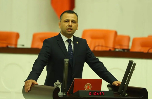 CHP'li milletvekili Burak Erbay covid-19'a yakalandı