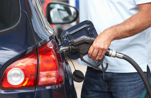 Benzin ve motorine 8 Mart 2022'de çok büyük zam geldi! Bir zam da yarın geliyor