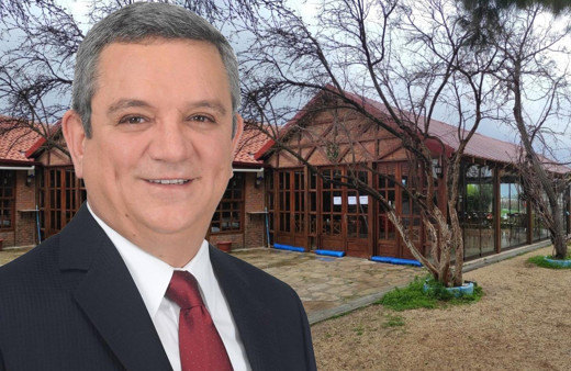 CHP'li Kuşadası eski belediye başkanı Özer Kayalı’ya silahlı saldırı! Garson kurşun yağdırdı: Sağlık durumu...