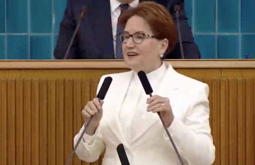 Meral Akşener 8 Mart konuşması: Kadınların ayağının altını öpmelisiniz kereste adımlar