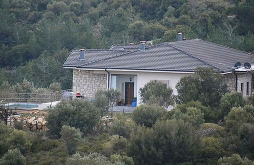 CHP'li Engin Altay zeytinlik araziye villa yaptırdı iddiası inşaat gerekçesi olay oldu Sabah'ın haberi bomba