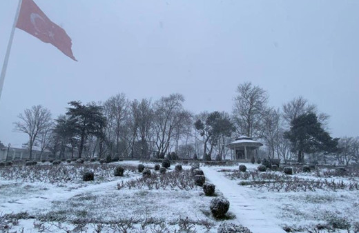 Çamlıca Tepesi'ne bakın! Bembeyaz oldu
