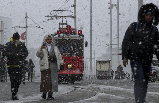 Kar yağışı 11 Mart cuma günü fena meteoroloji Ankara, İstanbul, Bursa, Konya dahil 38 şehri uyardı