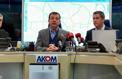 Ekrem İmamoğlu saat vererek uyardı! Yoğun kar 1-1.5 saat sonra tüm İstanbulu kaplayacak