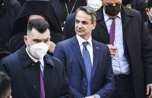 Yunanistan Başbakanı Miçotakis, Fener Rum Patrikhanesi'nde ayine katıldı