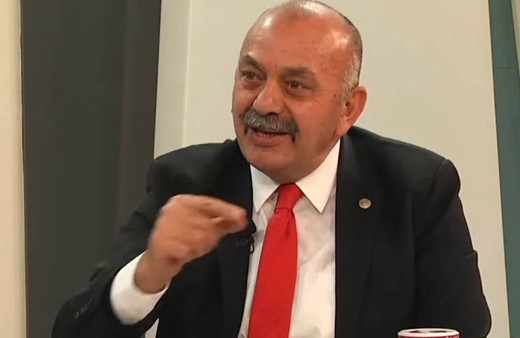 'Yurtdışına giden doktorlar vatandaşlıktan çıkarılsın' diyen Belediye Başkanı Taner İşbir bakın nasıl çark etti