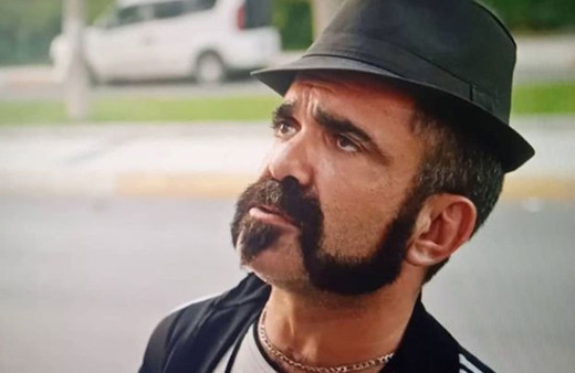 Çaycı Hüseyin'in 'mavi tik' sevdası başına iş açtı Alpaslan Özmol'u Instagram'dan dolandırdılar