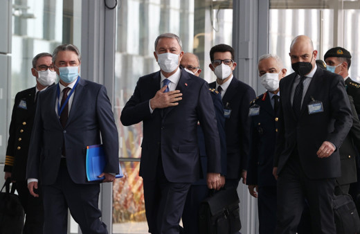 NATO Ukrayna konulu zirve öncesi olağanüstü toplandı Hulusi Akar da katılıyor