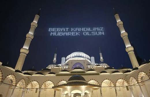 Kandil ne zaman Diyanet 2022 kandil günleri tarihleri takvimi