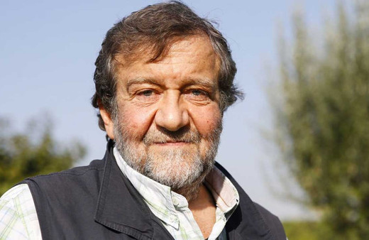 Coşkun Aral'dan Nagehan Alçı'ya: Gazeteci bayraklı üniforma ile taraftar olmamalı