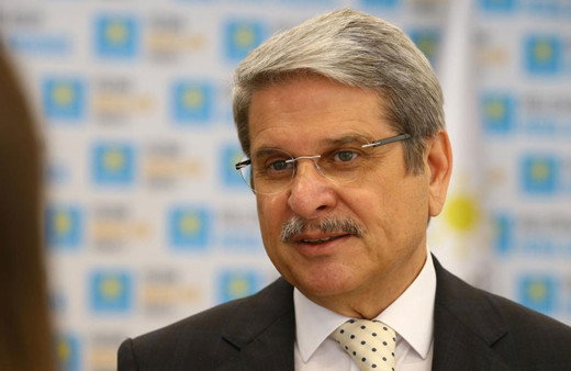 Aytun Çıray SİHA'lardan rahatsız oldu Selçuk Bayraktar'ı hedef aldı! Vestel'i niye konuşmuyorsunuz!..