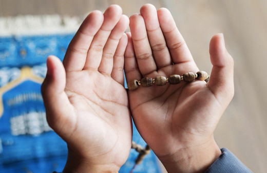 Berat gecesi duası Türkçe ve Arapça kandilde okunacak sureler ve Berat duaları