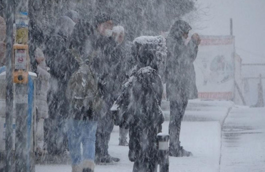 Meteoroloji uyarmıştı! İstanbul'da kar başladı