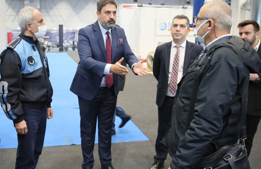 İstanbul fuar alanına şok baskın!