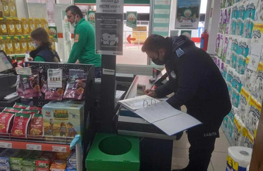 Tarım Kredi Kooperatif marketinde 1 ay arayla reyon fiyatı farklı kasa fiyatı farklı ürün tespit edildi